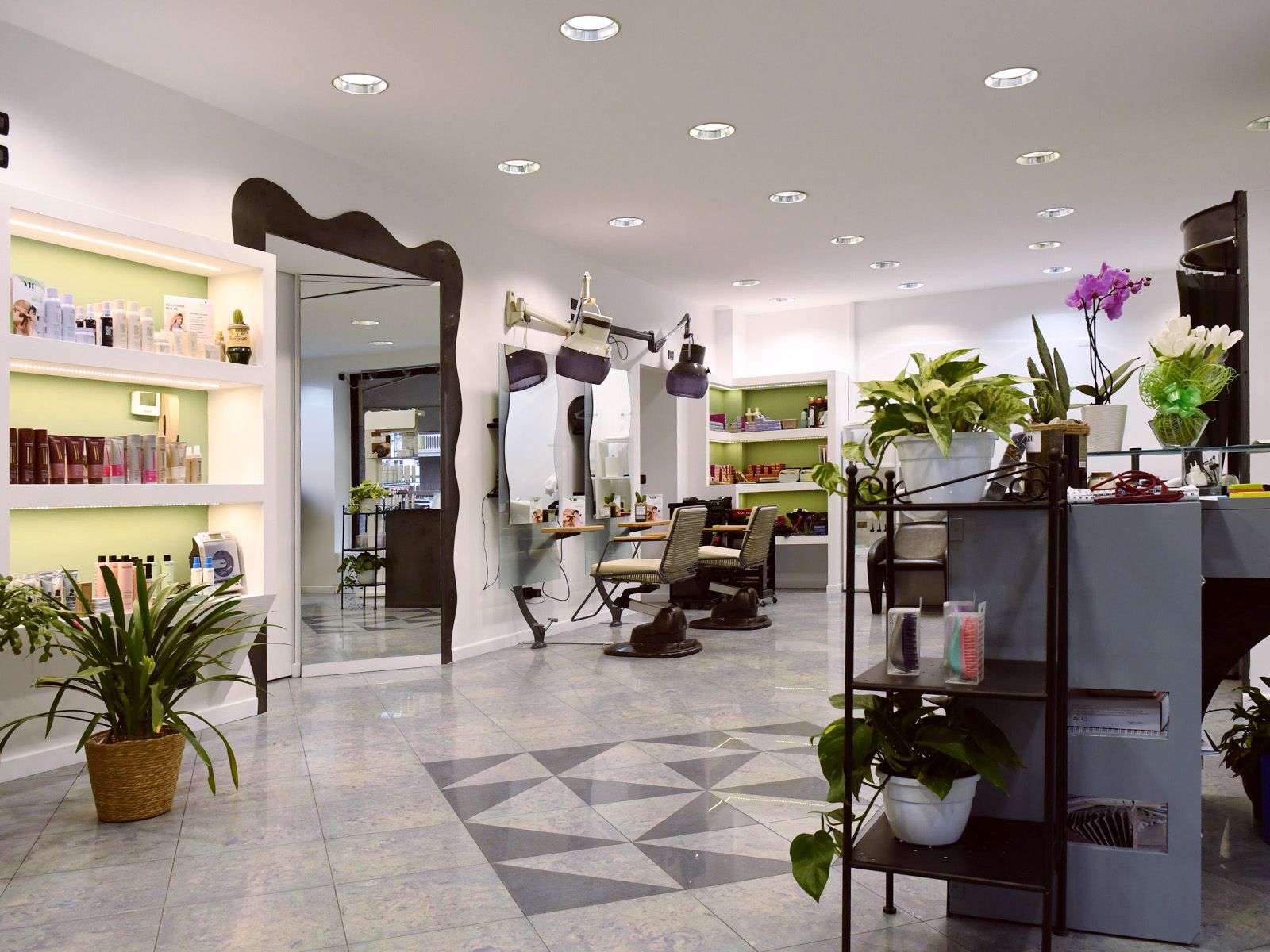 Interno salone VIP Lecco